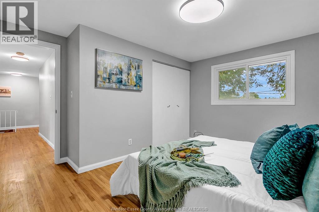 2631 Columbia Court, Windsor, Ontario  N9E 1B2 - Photo 17 - 26004700