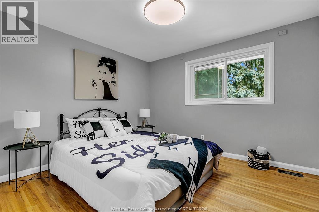 2631 Columbia Court, Windsor, Ontario  N9E 1B2 - Photo 18 - 26004700