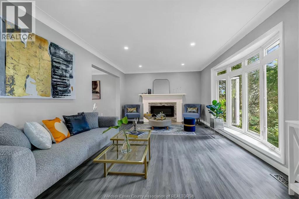 2631 Columbia Court, Windsor, Ontario  N9E 1B2 - Photo 6 - 26004700