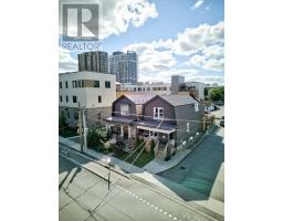 UPPER - 425 ENGLISH STREET, London East, Ontario