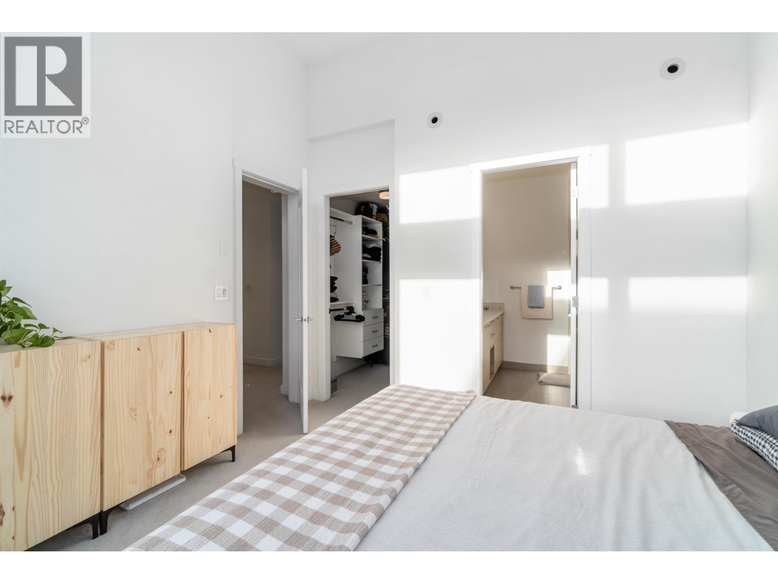 8 856 Orwell Street, Vancouver, British Columbia  V7J 2G3 - Photo 12 - R3096677