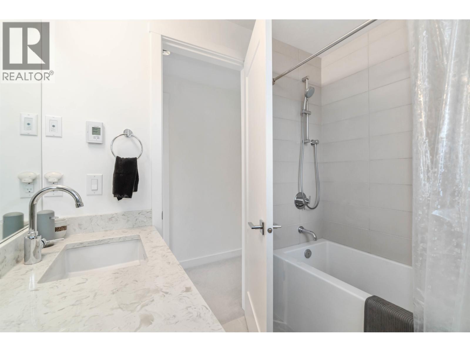 8 856 Orwell Street, Vancouver, British Columbia  V7J 2G3 - Photo 23 - R3096677