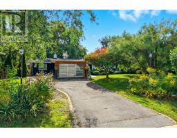 230 SOUTH SERVICE ROAD, Mississauga, Ontario