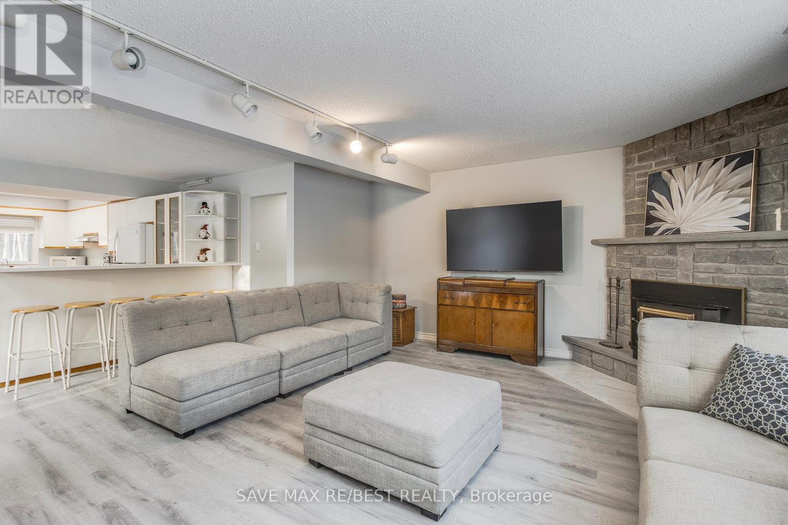 910 Concession Rd 17 W, Penetanguishene, Ontario  L9M 1R3 - Photo 29 - S12845280