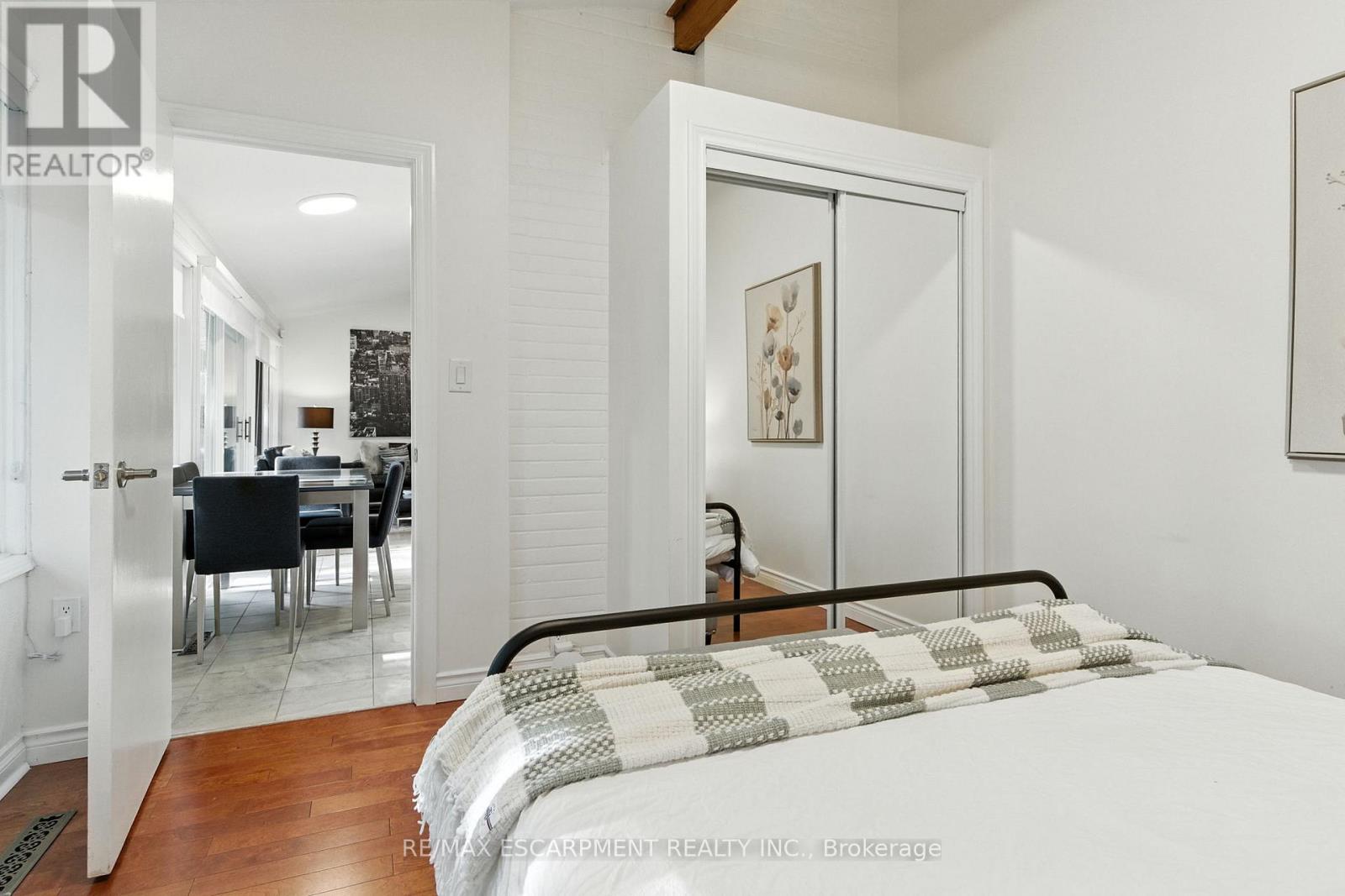 230 South Service Road, Mississauga, Ontario  L5G 2S1 - Photo 22 - W12781064