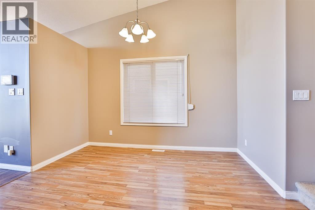 326 Lynx Crescent N, Lethbridge, Alberta  T1H 6X7 - Photo 8 - A2286677