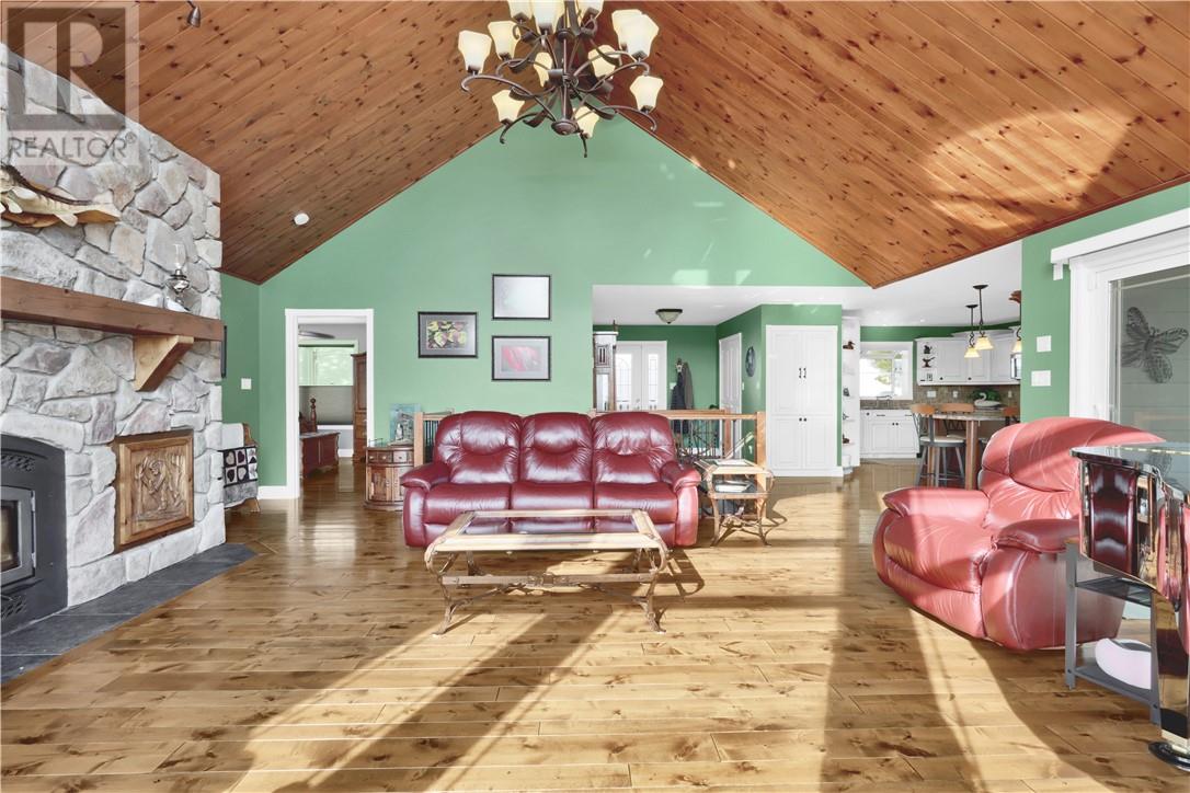 51 Sunrise Bay Road, Elliot Lake, Ontario  P5A 2S9 - Photo 11 - 2126693