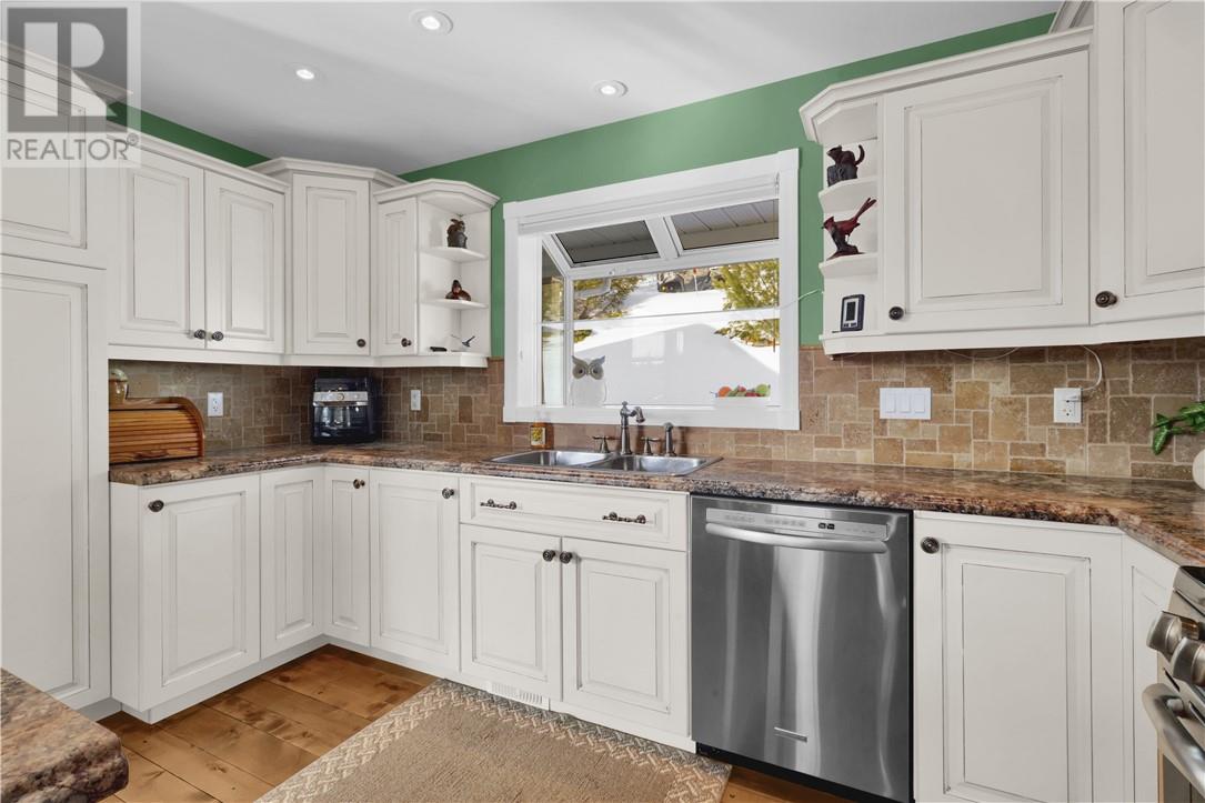 51 Sunrise Bay Road, Elliot Lake, Ontario  P5A 2S9 - Photo 18 - 2126693