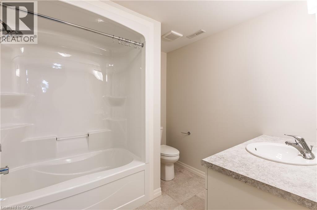 16 Renaissance Drive, St. Thomas, Ontario  N5T 0J9 - Photo 27 - 40809470