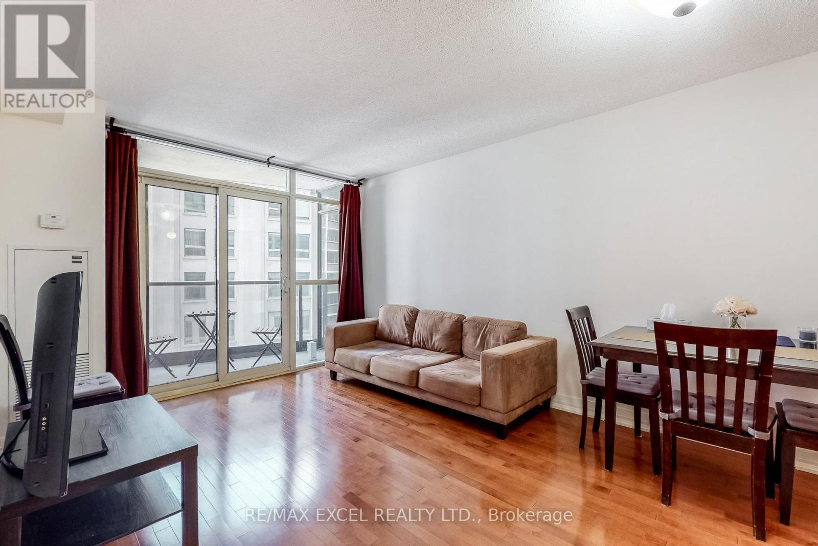 902 - 21 Carlton Street, Toronto, Ontario  M5B 1L3 - Photo 12 - C12851370