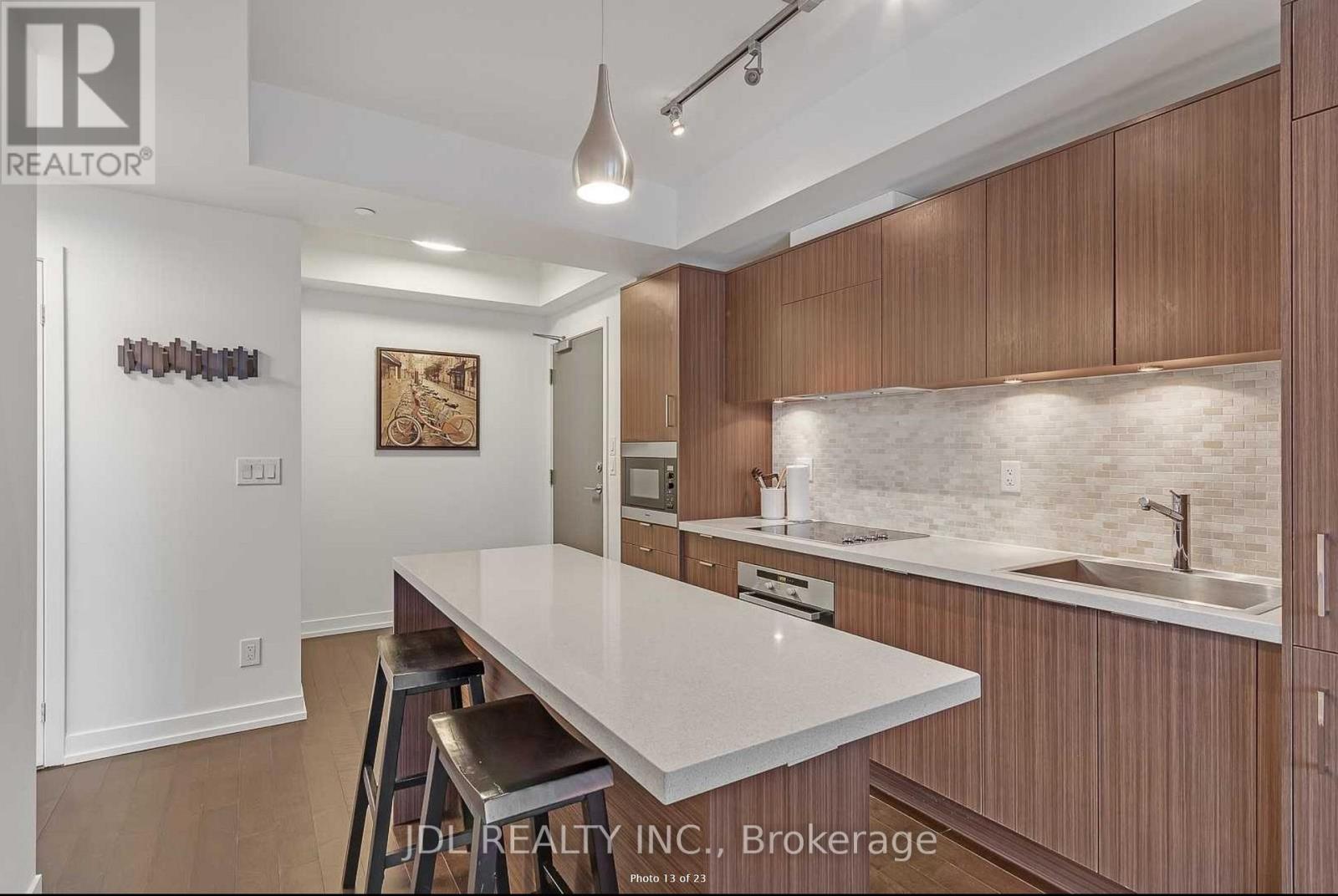 1707 - 21 Widmer Street, Toronto, Ontario  M5V 0B8 - Photo 14 - C12851408