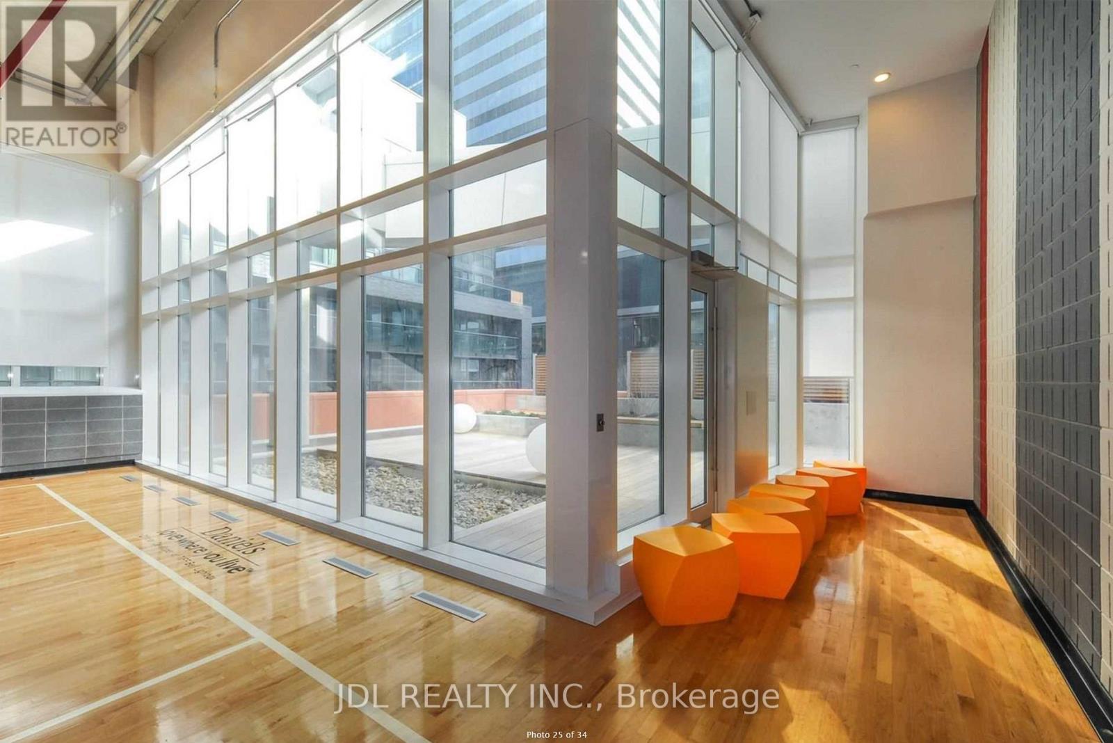 1707 - 21 Widmer Street, Toronto, Ontario  M5V 0B8 - Photo 27 - C12851408