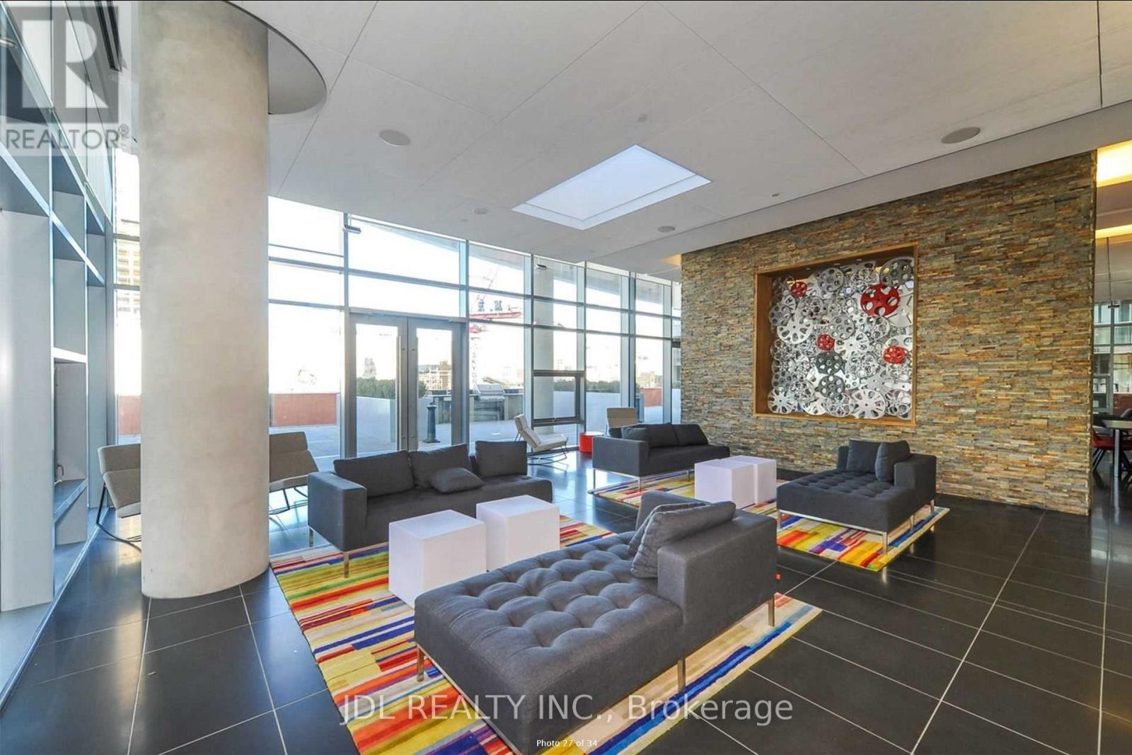 1707 - 21 Widmer Street, Toronto, Ontario  M5V 0B8 - Photo 29 - C12851408