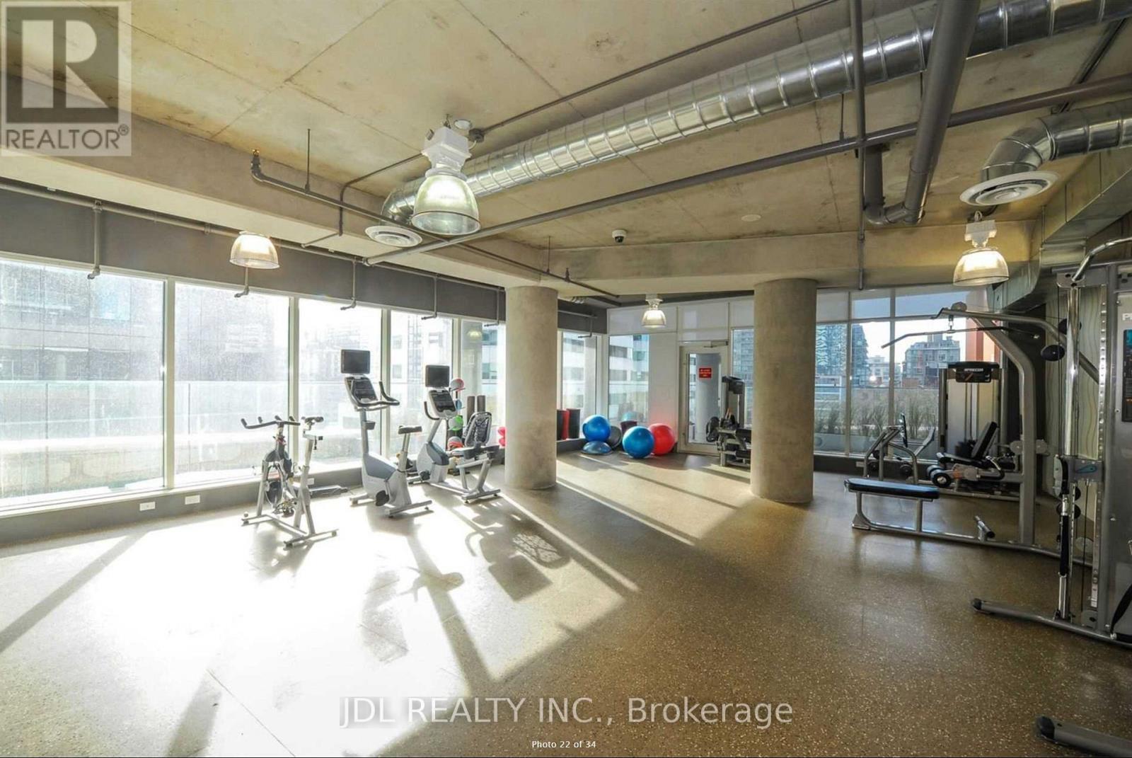 1707 - 21 Widmer Street, Toronto, Ontario  M5V 0B8 - Photo 32 - C12851408