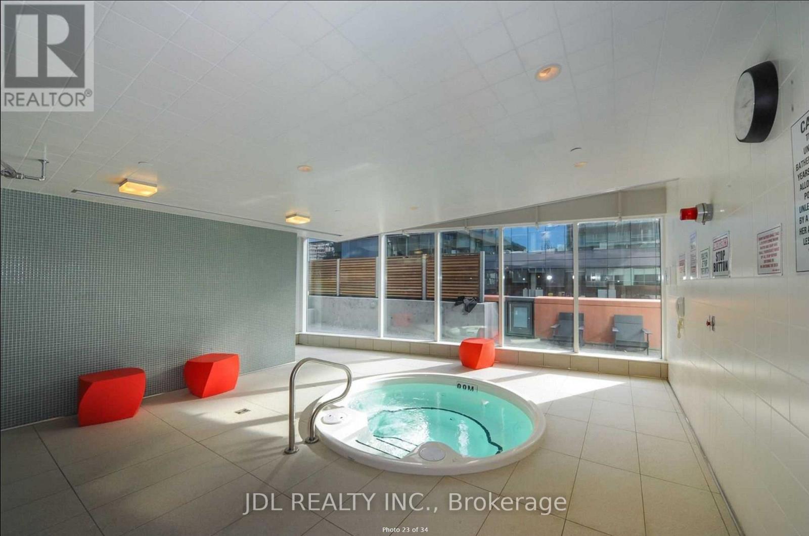 1707 - 21 Widmer Street, Toronto, Ontario  M5V 0B8 - Photo 33 - C12851408