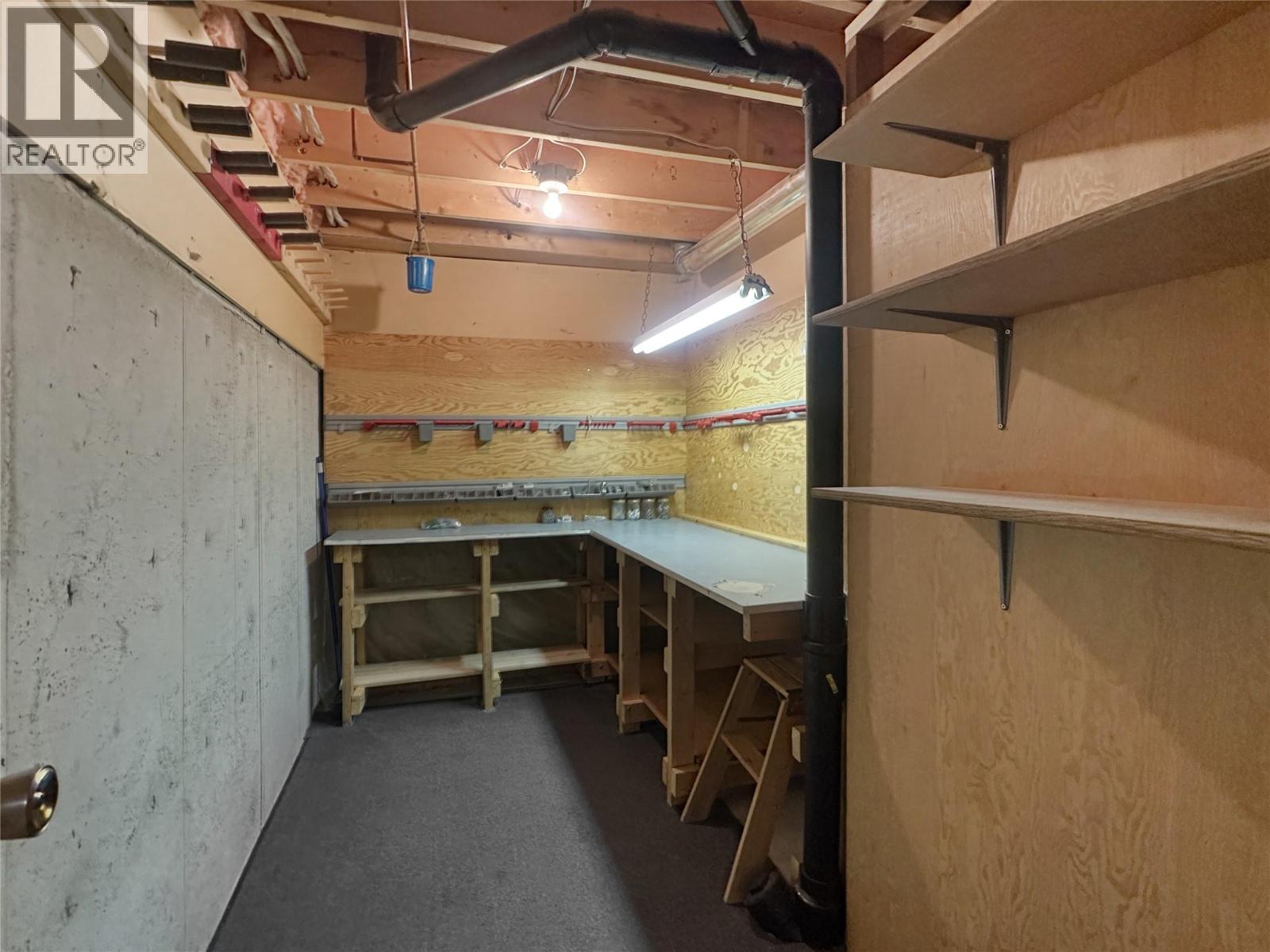 515 20th Avenue S, Cranbrook, British Columbia  V1C 5X7 - Photo 35 - 10361573