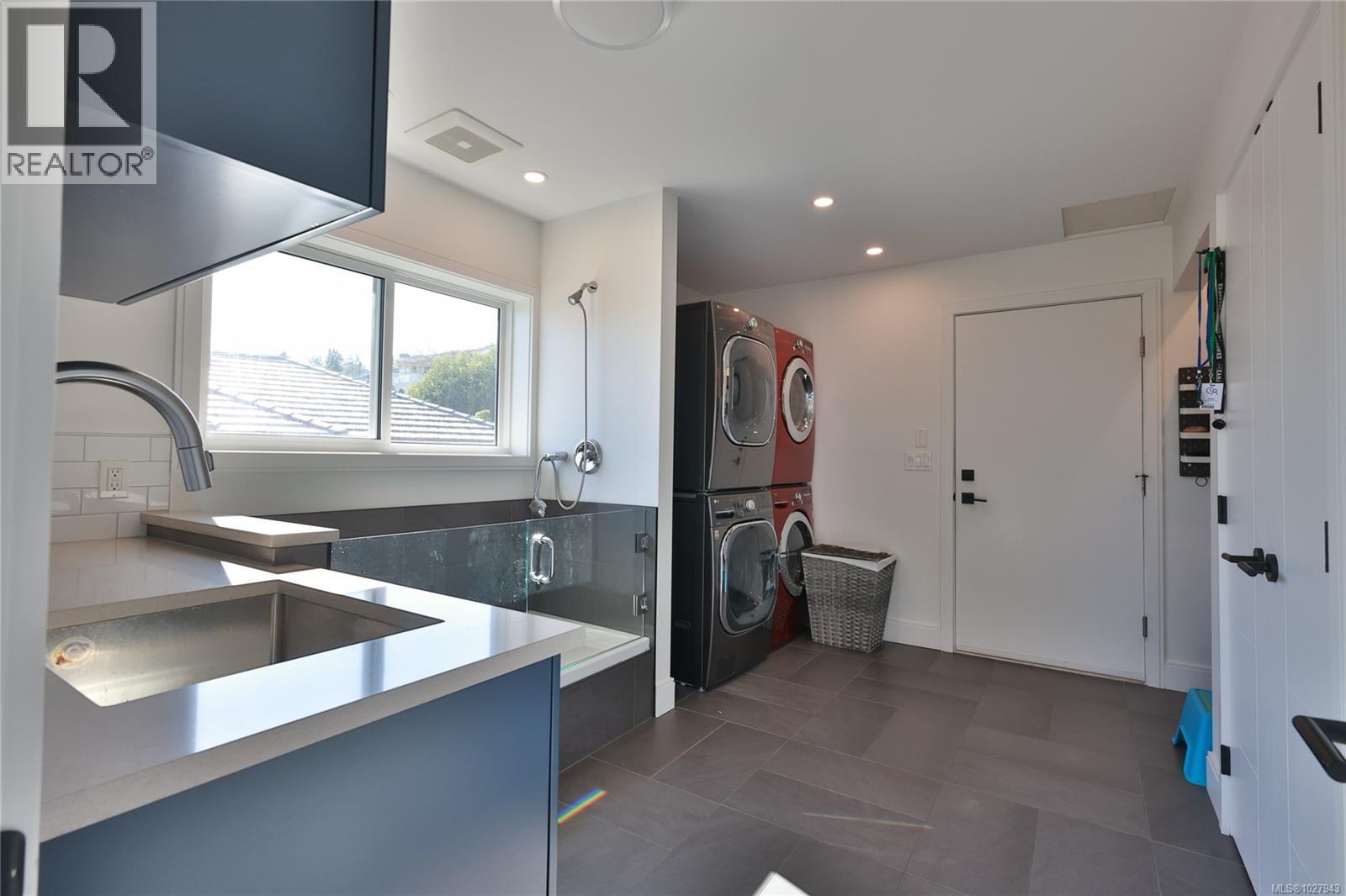 972 Seapearl Pl, Saanich, British Columbia  V8Y 2X2 - Photo 33 - 1027943