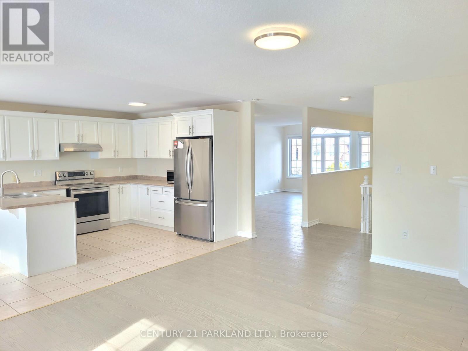 27 FERNCROFT DRIVE, Georgina, Ontario