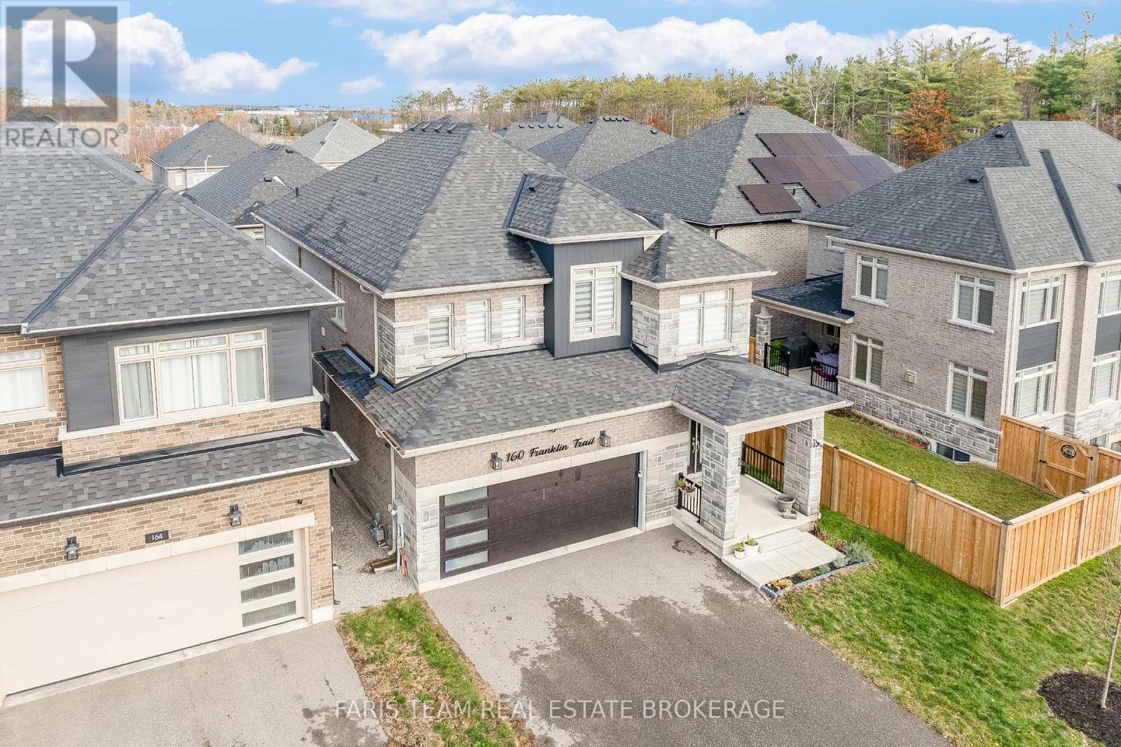 160 Franklin Trail, Barrie, Ontario  L9J 0J1 - Photo 2 - S12848772