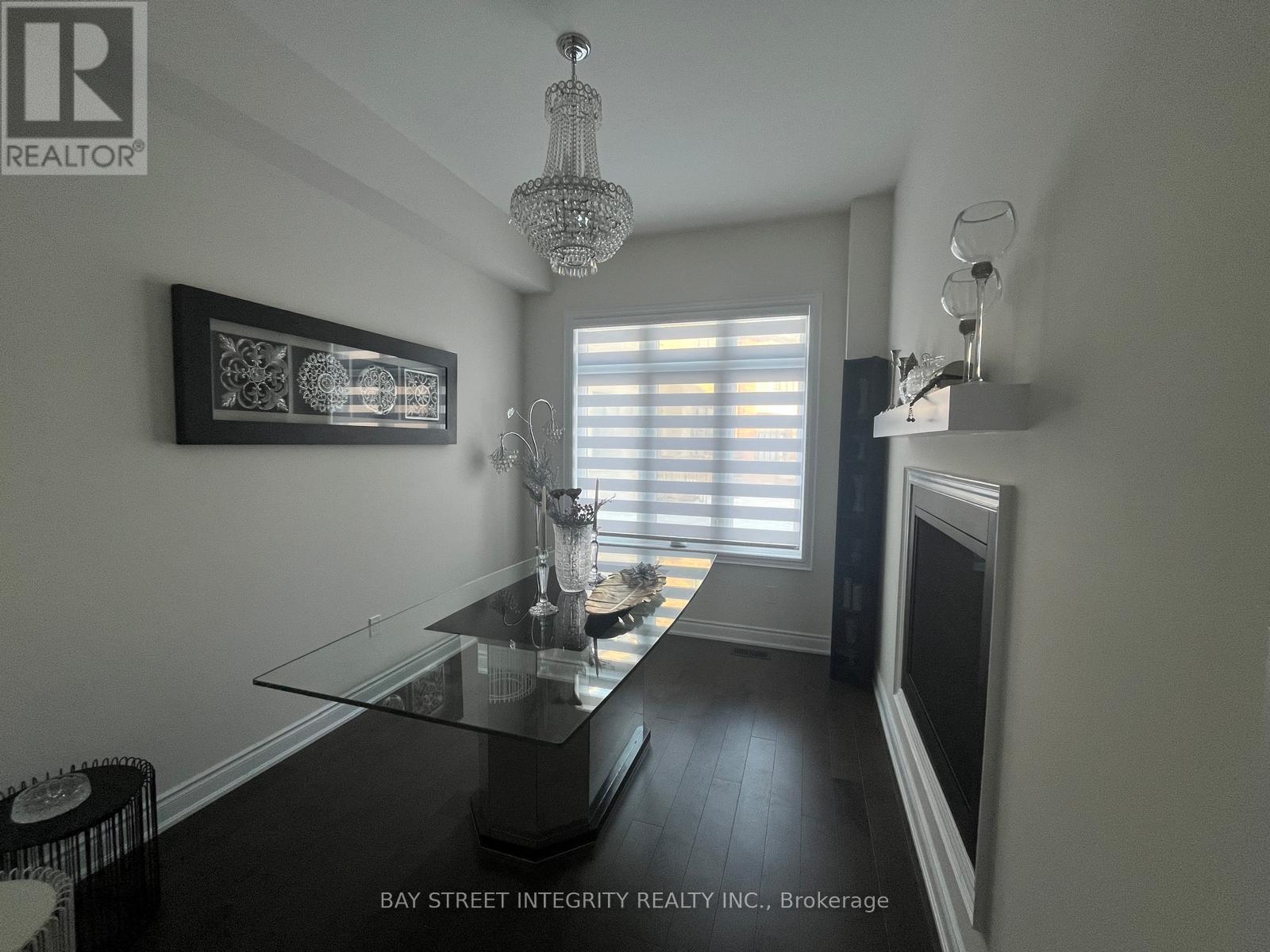 44 Settlers Road E, Oakville, Ontario  L6H 0Y8 - Photo 15 - W12849274