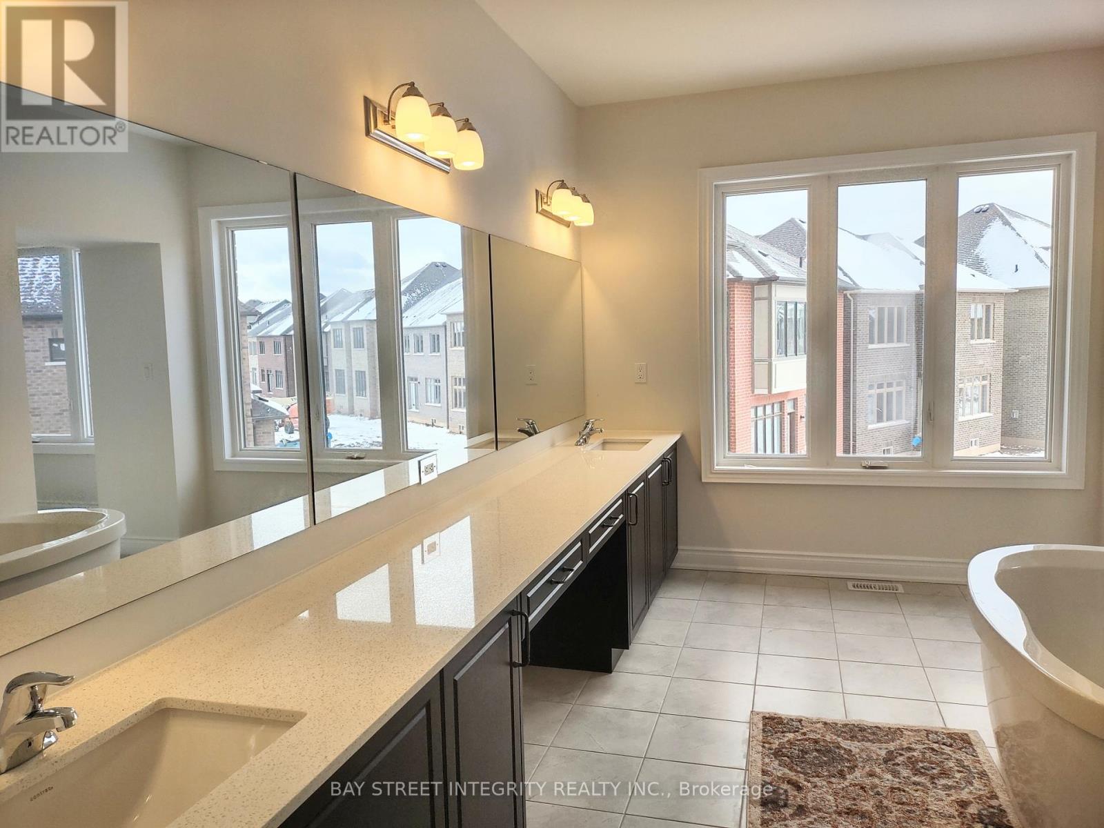 44 Settlers Road E, Oakville, Ontario  L6H 0Y8 - Photo 28 - W12849274