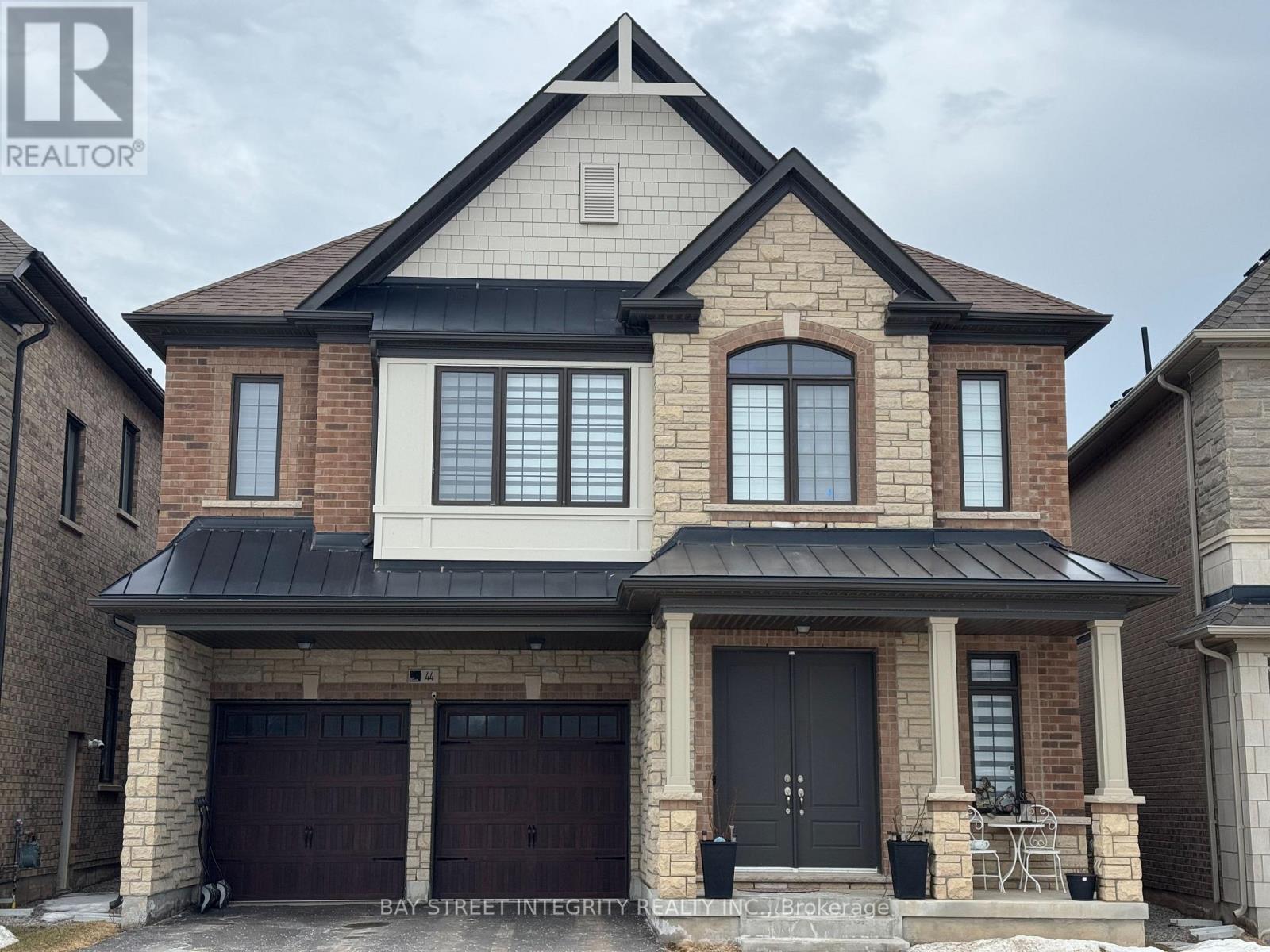 44 SETTLERS ROAD E, Oakville, Ontario