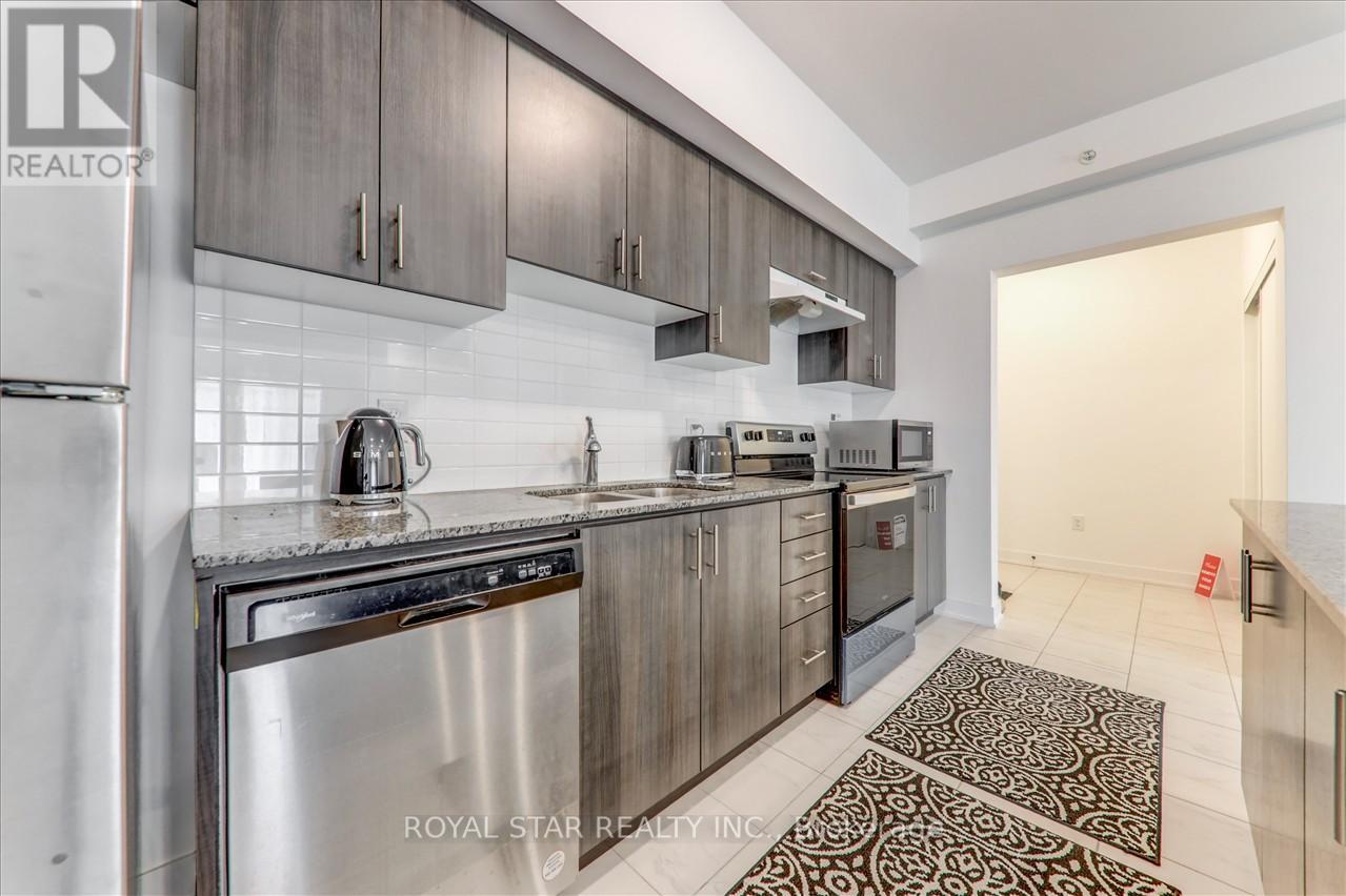 211 - 1 Chef Lane, Barrie (Innis-Shore), Ontario  L9J 0T1 - Photo 11 - S12851348