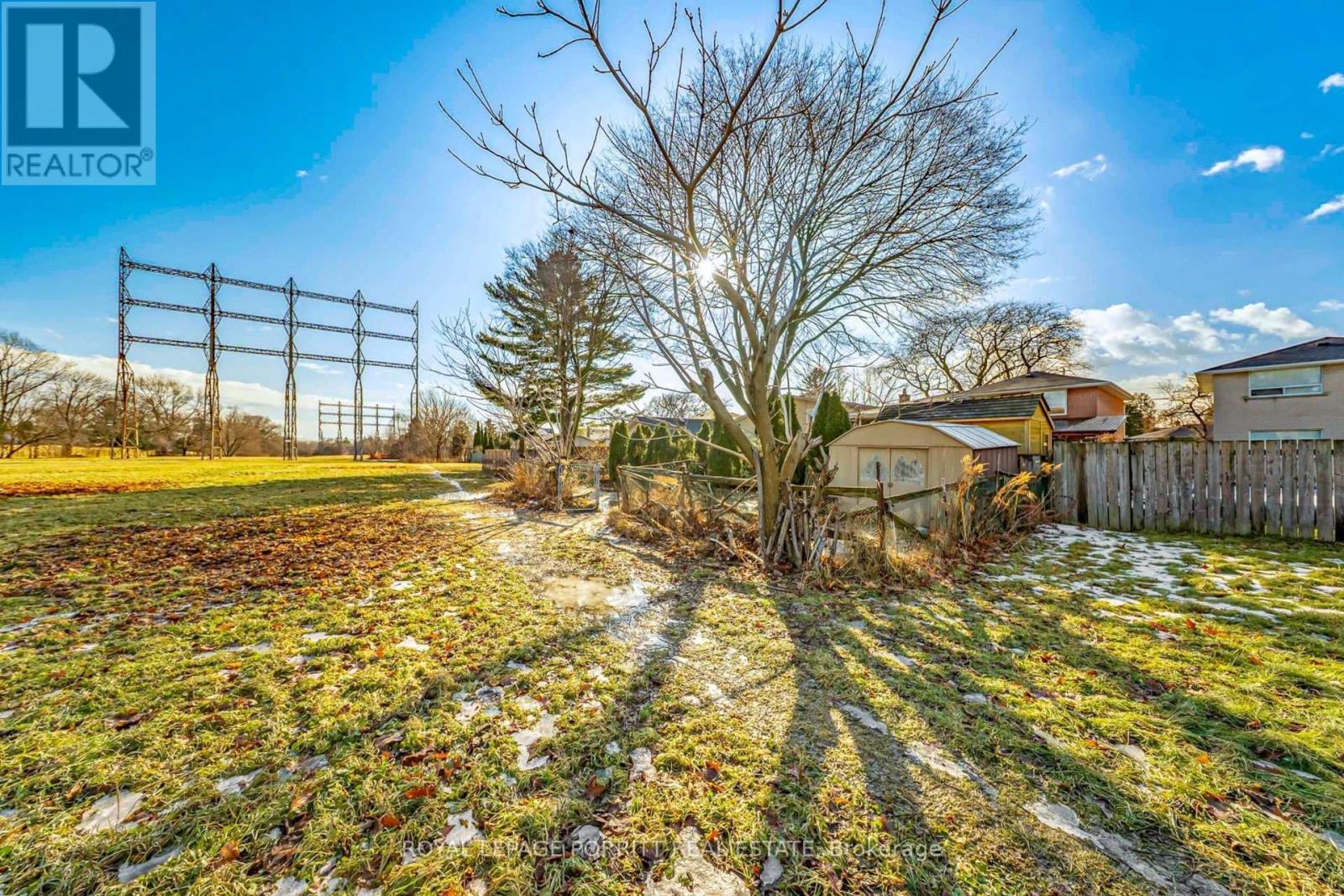 1435 Strathy Avenue, Mississauga, Ontario  L5E 2L3 - Photo 43 - W12851392