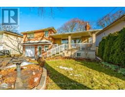 1435 STRATHY AVENUE, Mississauga, Ontario