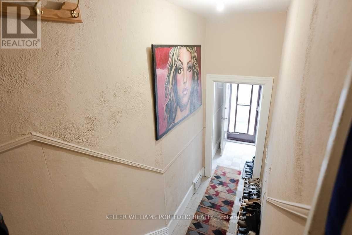 Unit 2 - 1156 Bloor Street W, Toronto, Ontario  M6H 1N1 - Photo 18 - W12851394