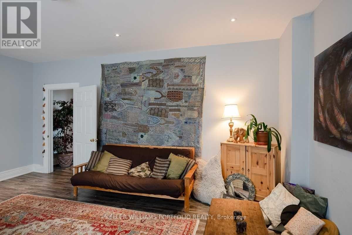 Unit 2 - 1156 Bloor Street W, Toronto, Ontario  M6H 1N1 - Photo 5 - W12851394