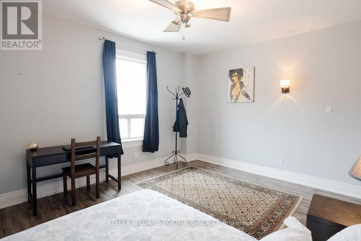 Unit 2 - 1156 Bloor Street W, Toronto, Ontario  M6H 1N1 - Photo 8 - W12851394