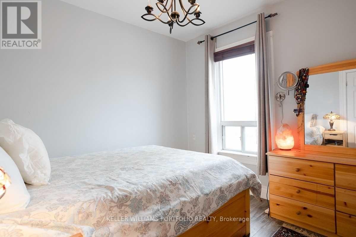 Unit 2 - 1156 Bloor Street W, Toronto, Ontario  M6H 1N1 - Photo 9 - W12851394