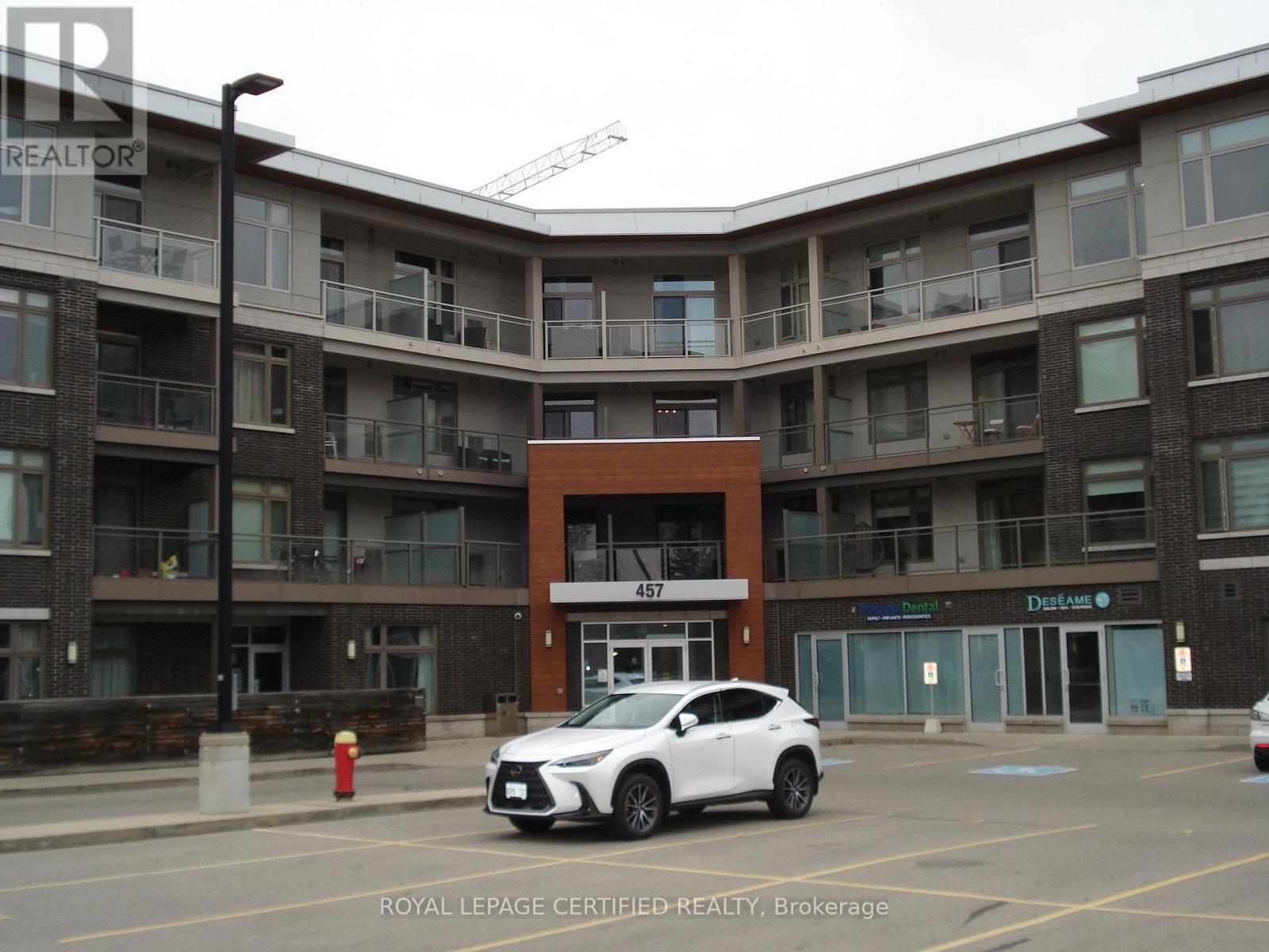 402 - 457 PLAINS RD E, Burlington, Ontario