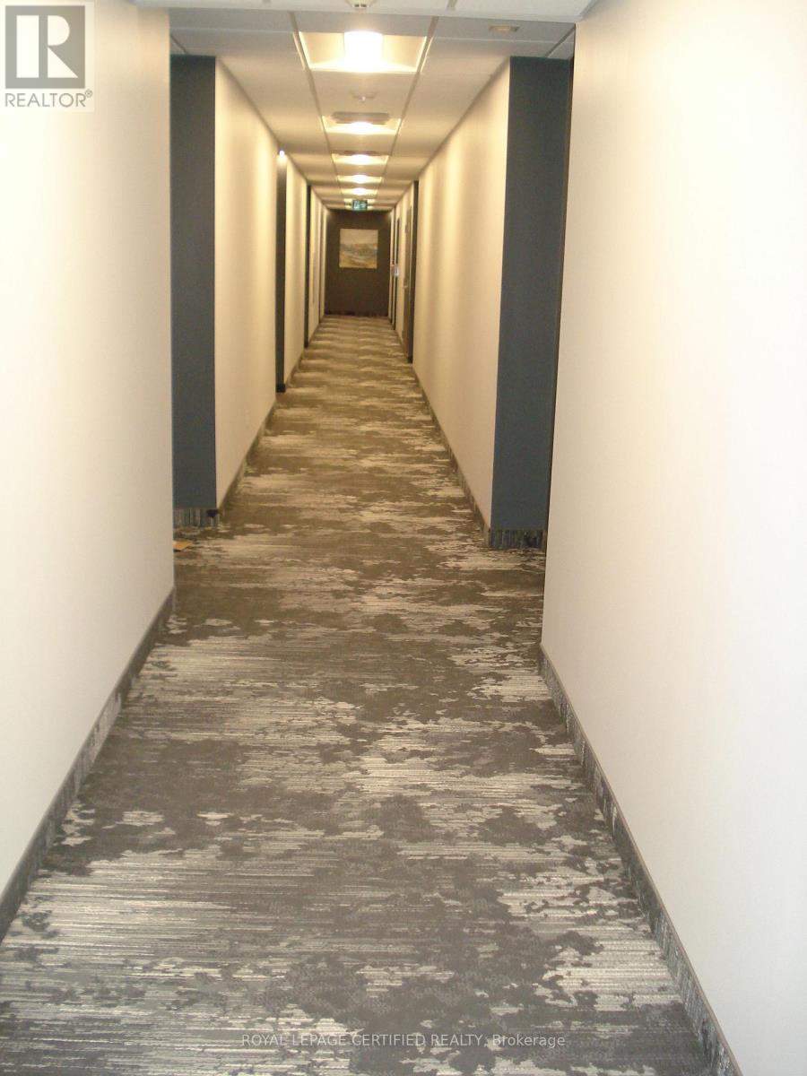 402 - 457 Plains Rd E, Burlington, Ontario  L7T 0B8 - Photo 15 - W12851416