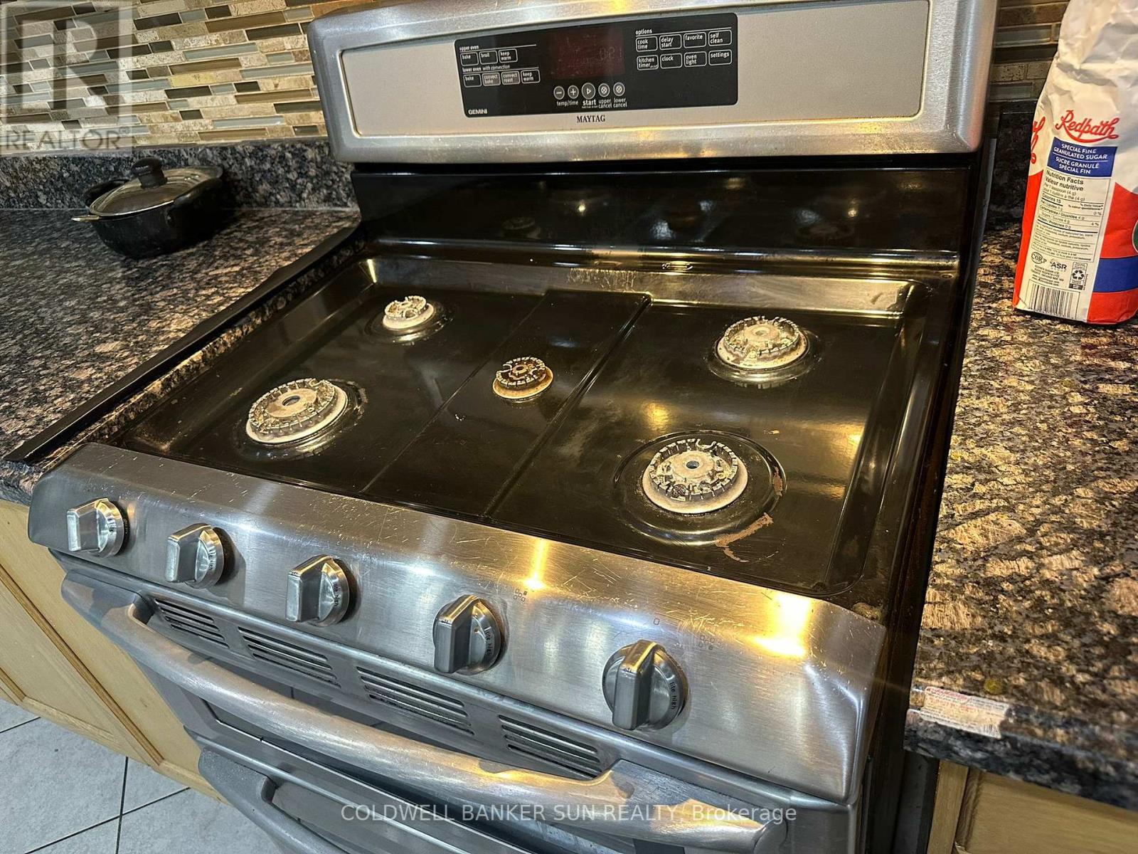 88 Pomell Trail, Brampton, Ontario  L6P 3L6 - Photo 6 - W12851418