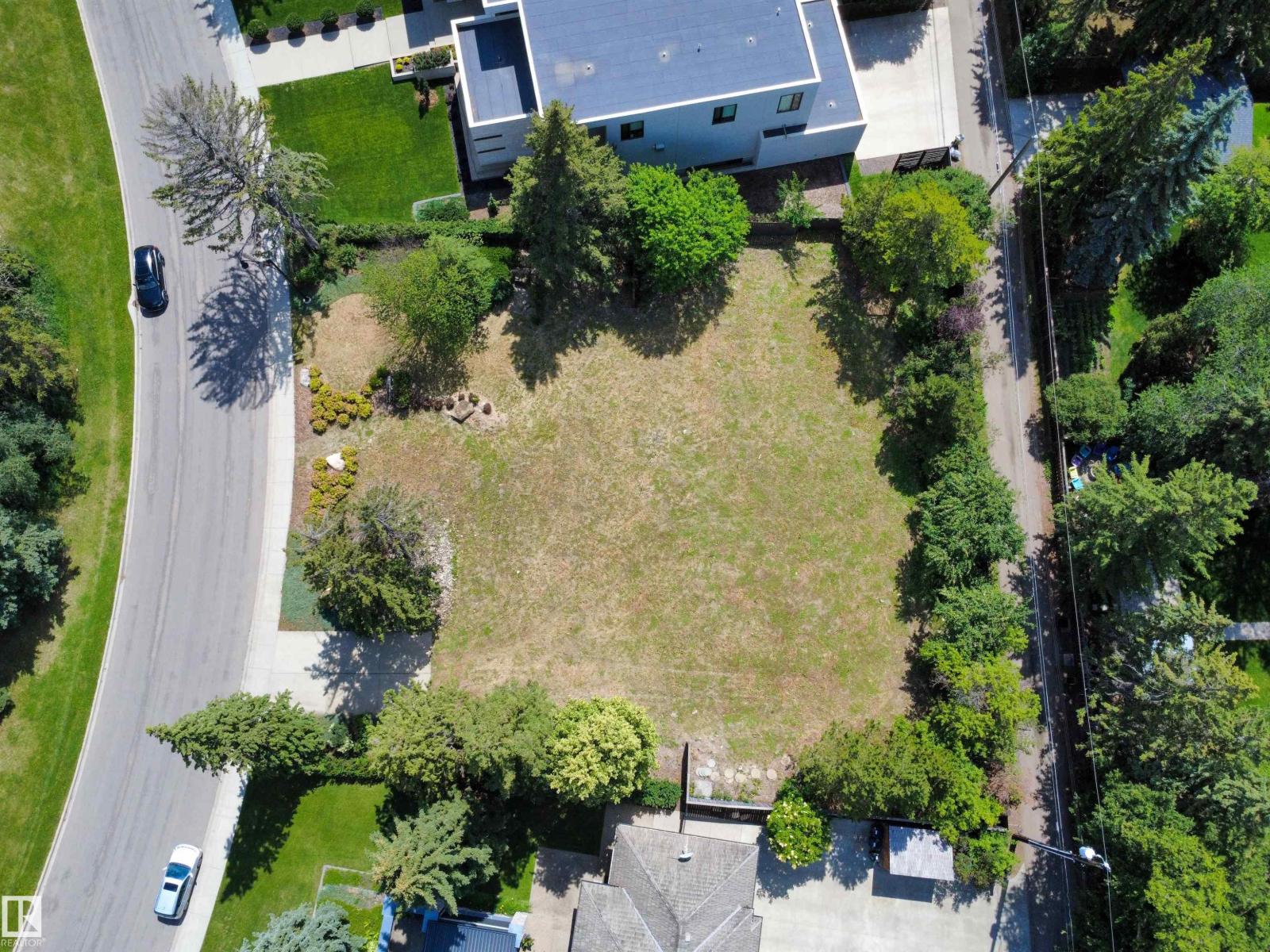 9716 Riverside Dr Nw, Edmonton, Alberta  T5N 3M6 - Photo 7 - E4476093