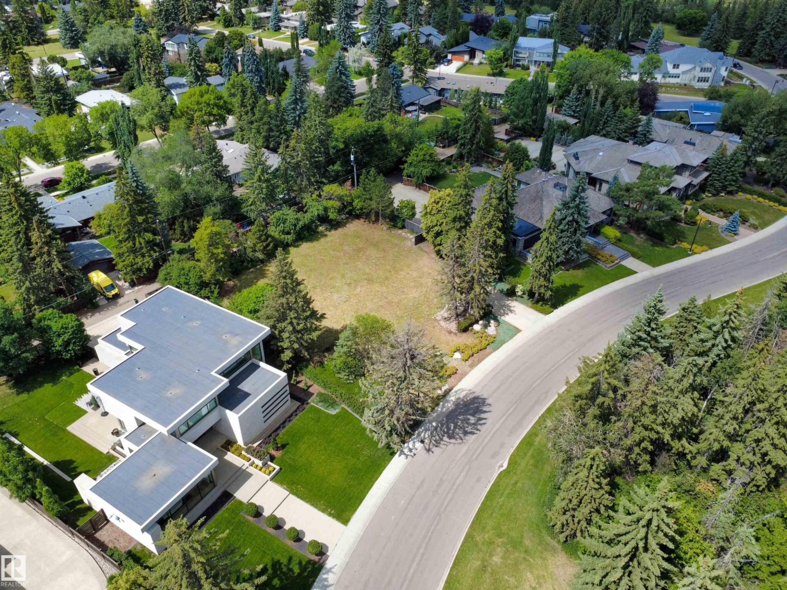 9716 Riverside Dr Nw, Edmonton, Alberta  T5N 3M6 - Photo 5 - E4476093