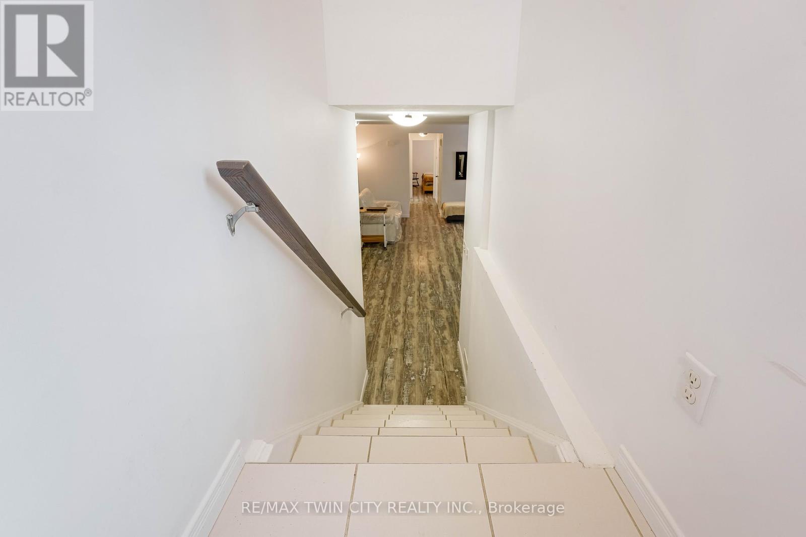 24d - 388 Old Huron Road, Kitchener, Ontario  N2R 0J5 - Photo 4 - X12851430