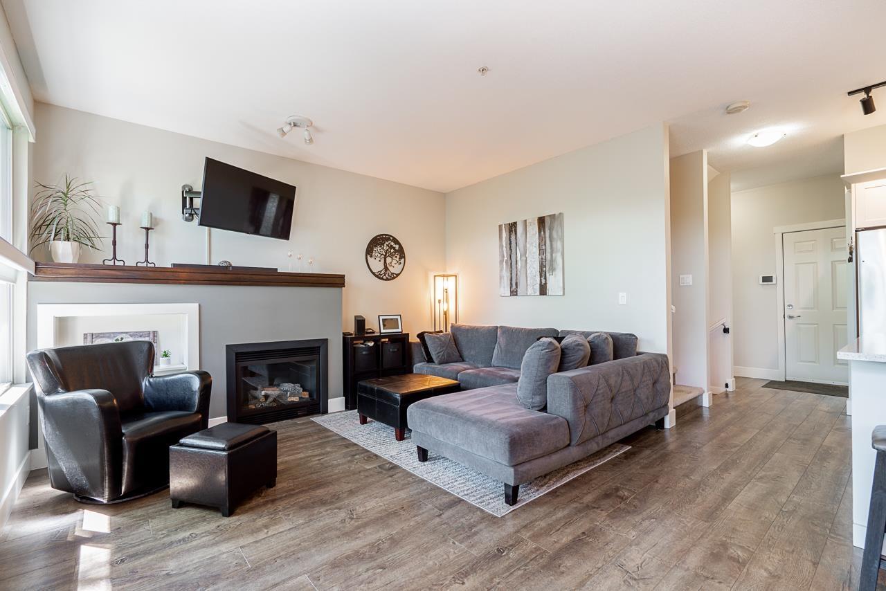 21 20326 68 Avenue, Langley, British Columbia  V2Y 0E3 - Photo 2 - R3096571