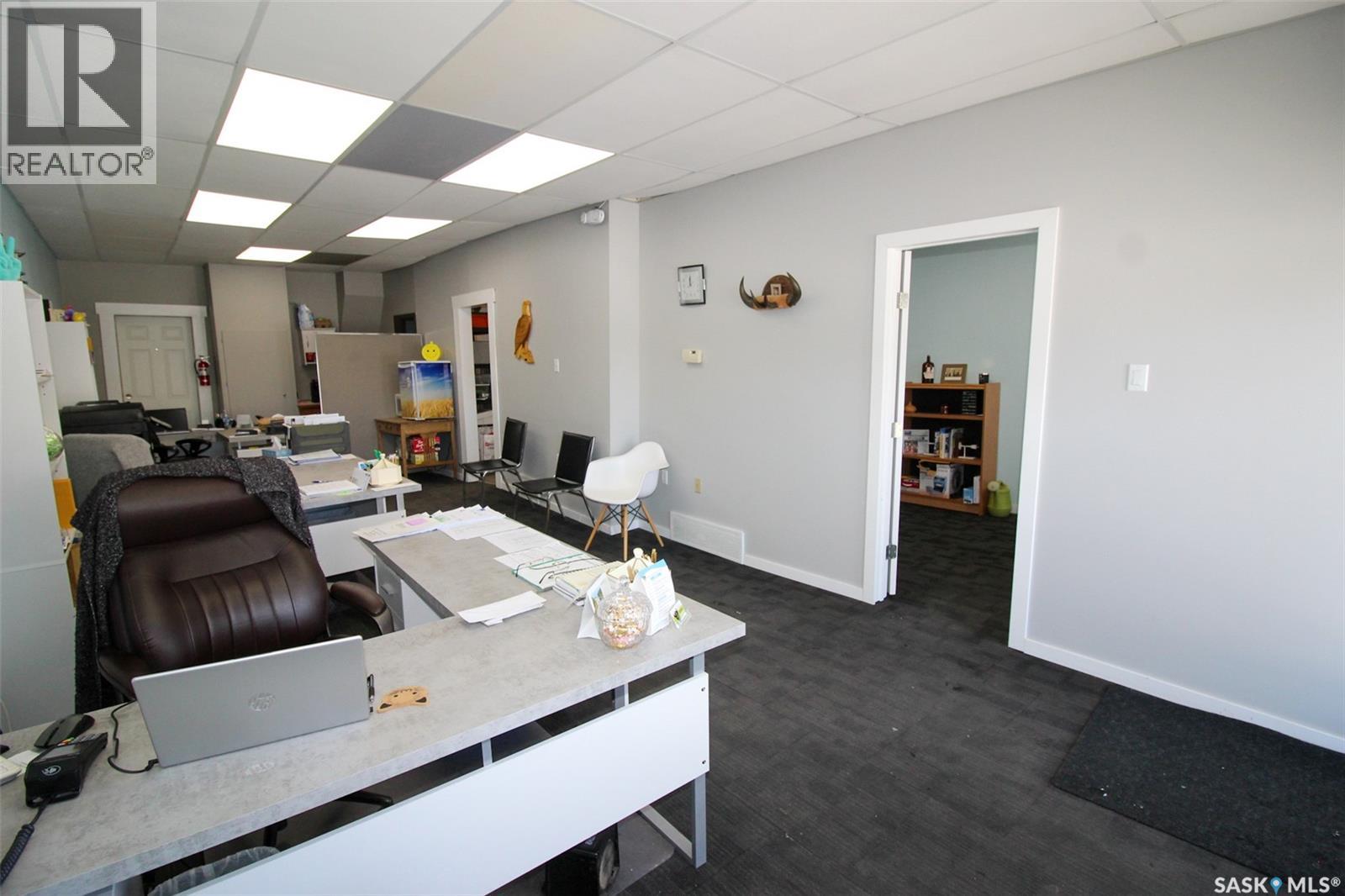 361 Centre Street, Shaunavon, Saskatchewan  S0N 2M0 - Photo 4 - SK029831