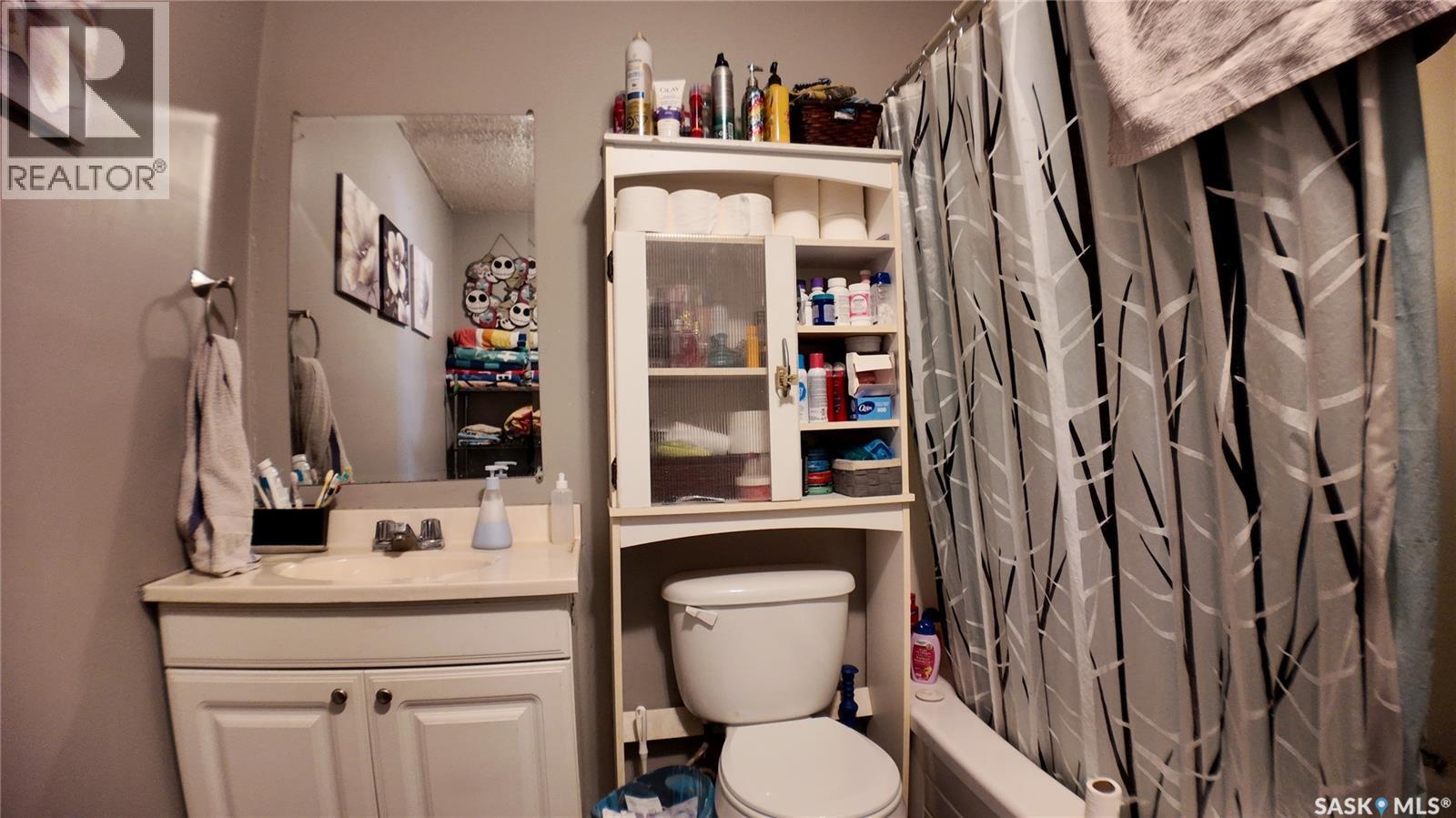 2502 100th Street, North Battleford, Saskatchewan  S9A 9Y2 - Photo 7 - SK029800