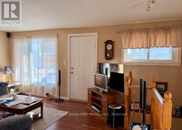 310 Gould Avenue, North Bay, Ontario  P1B 7C8 - Photo 6 - X12850396