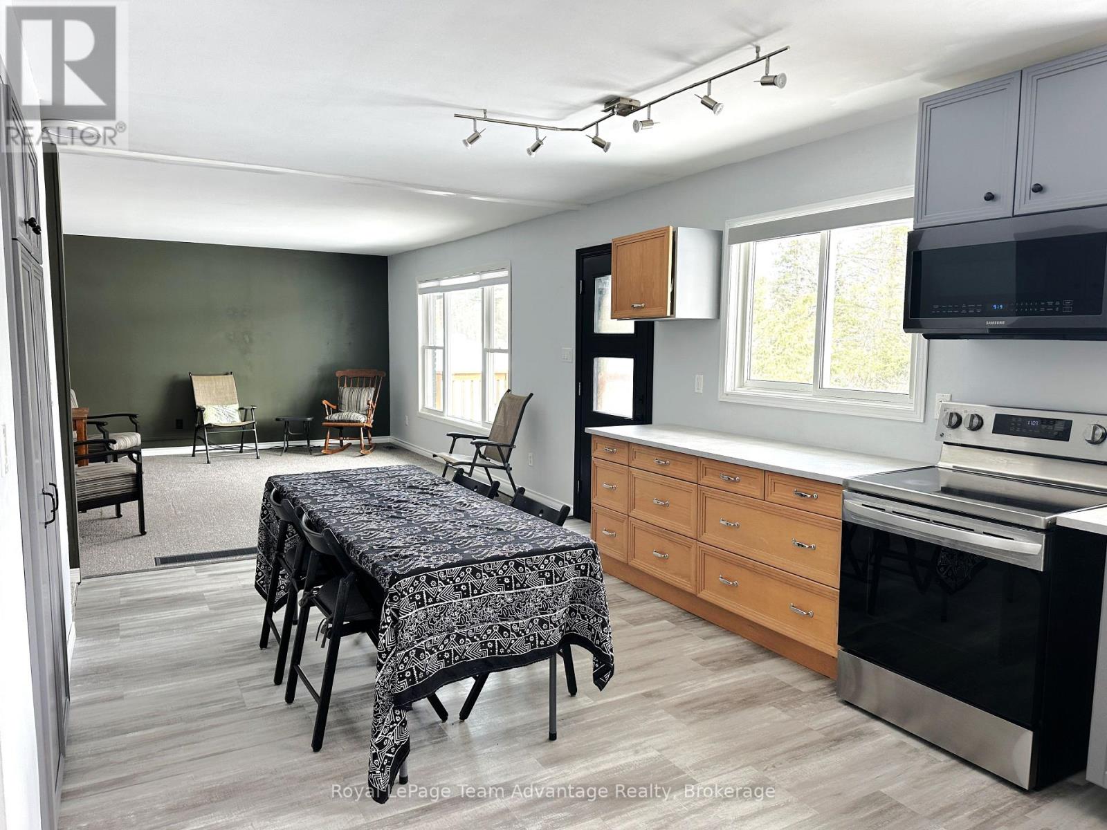 1155 Lake Joseph Road, Seguin, Ontario  P2A 2W8 - Photo 8 - X12851490