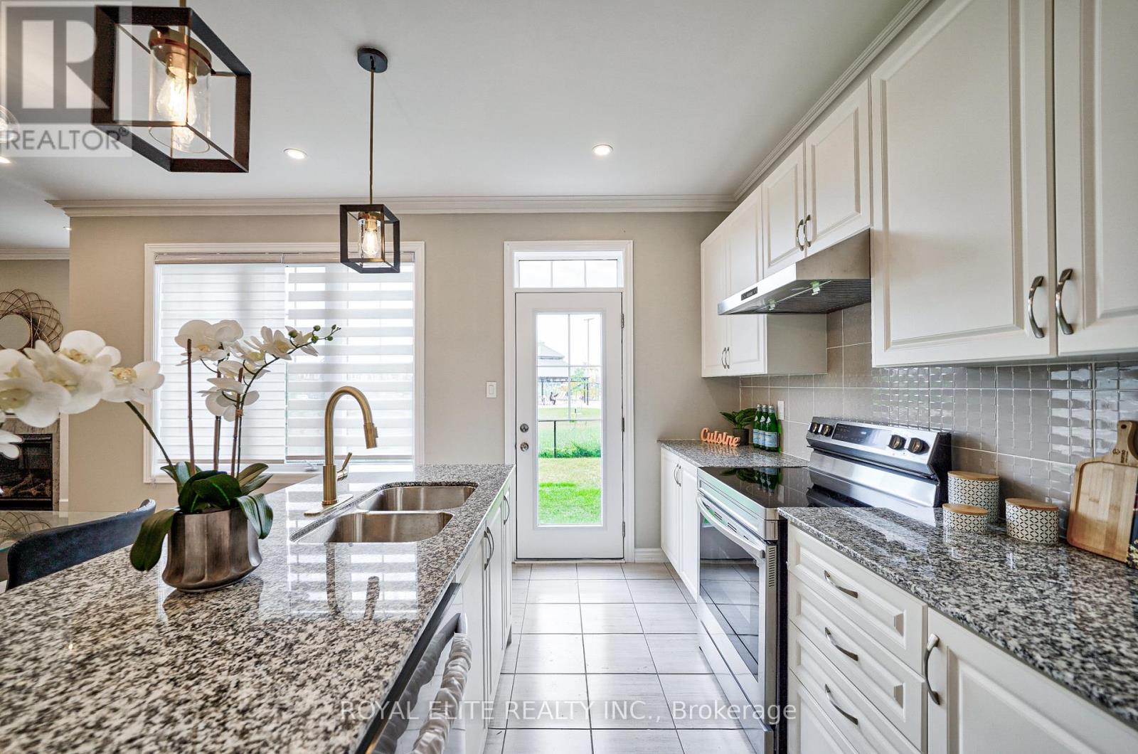 10 Capstan Court, Whitby (Lynde Creek), Ontario  L1P 0K5 - Photo 22 - E12654972