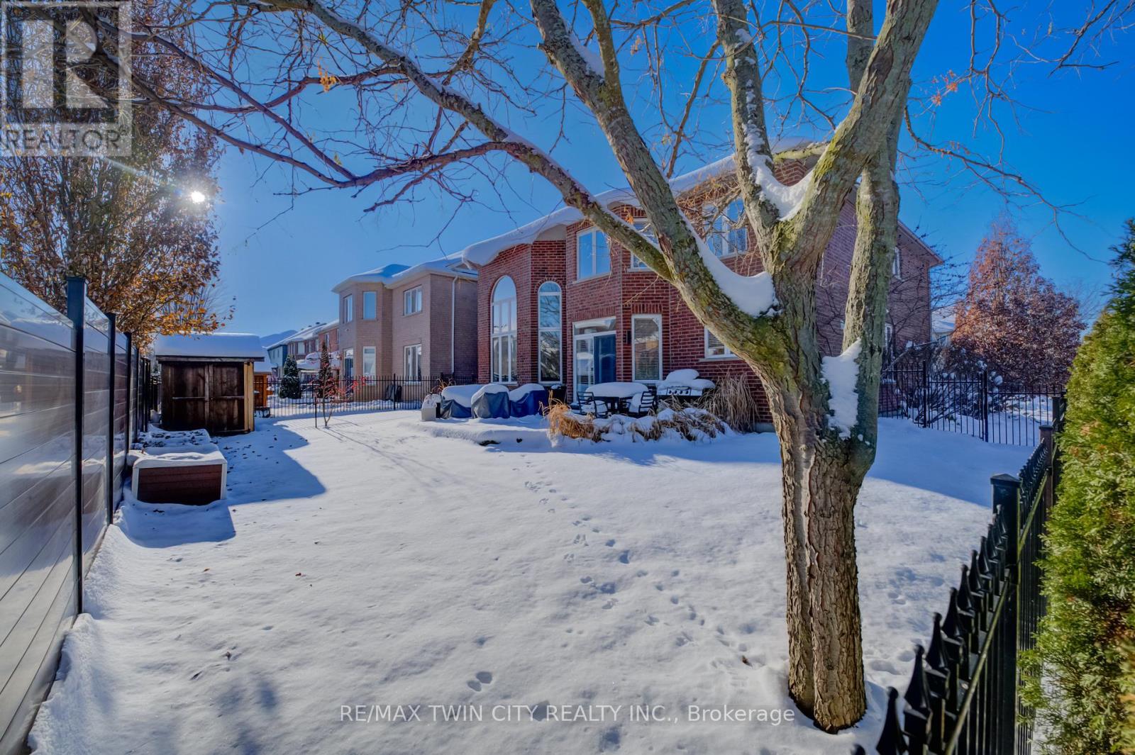 169 Falconridge Drive, Kitchener, Ontario  N2K 4J9 - Photo 41 - X12597470