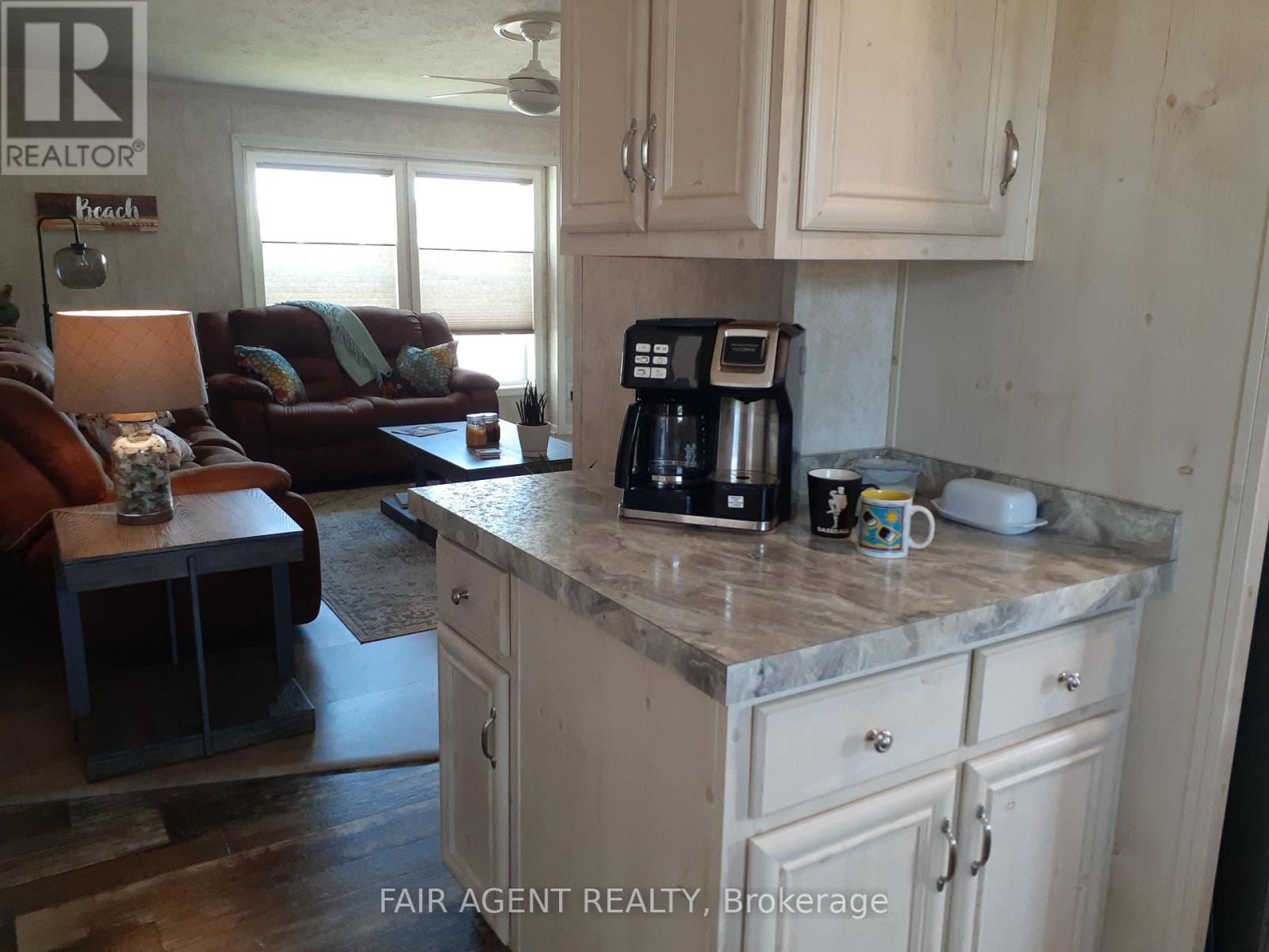 7 Forest Trail, Haldimand, Ontario  N0A 1L0 - Photo 5 - X12851526