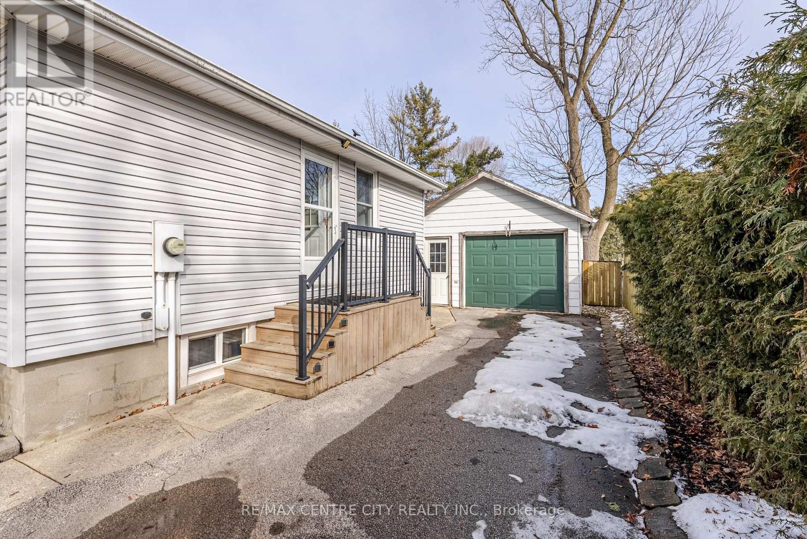 29 York Street, Aylmer, Ontario  N5H 2G8 - Photo 38 - X12851572