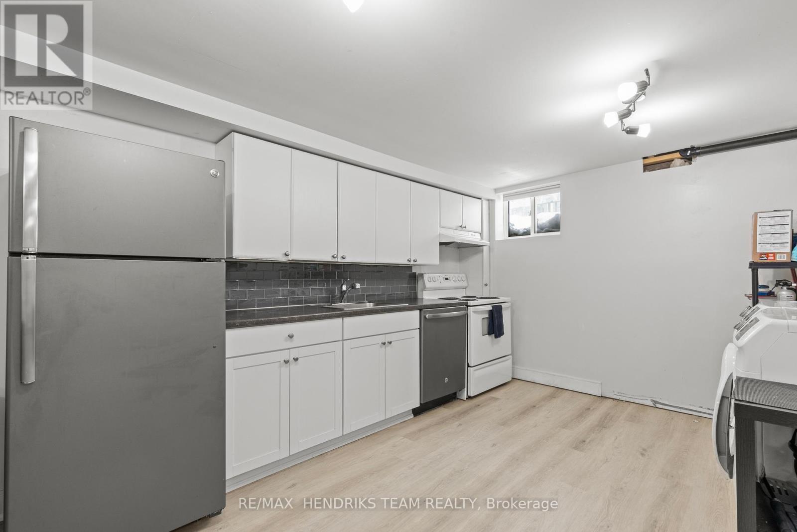 85 Albert Street W, Thorold (Thorold Downtown), Ontario  L2V 2H1 - Photo 20 - X12743350