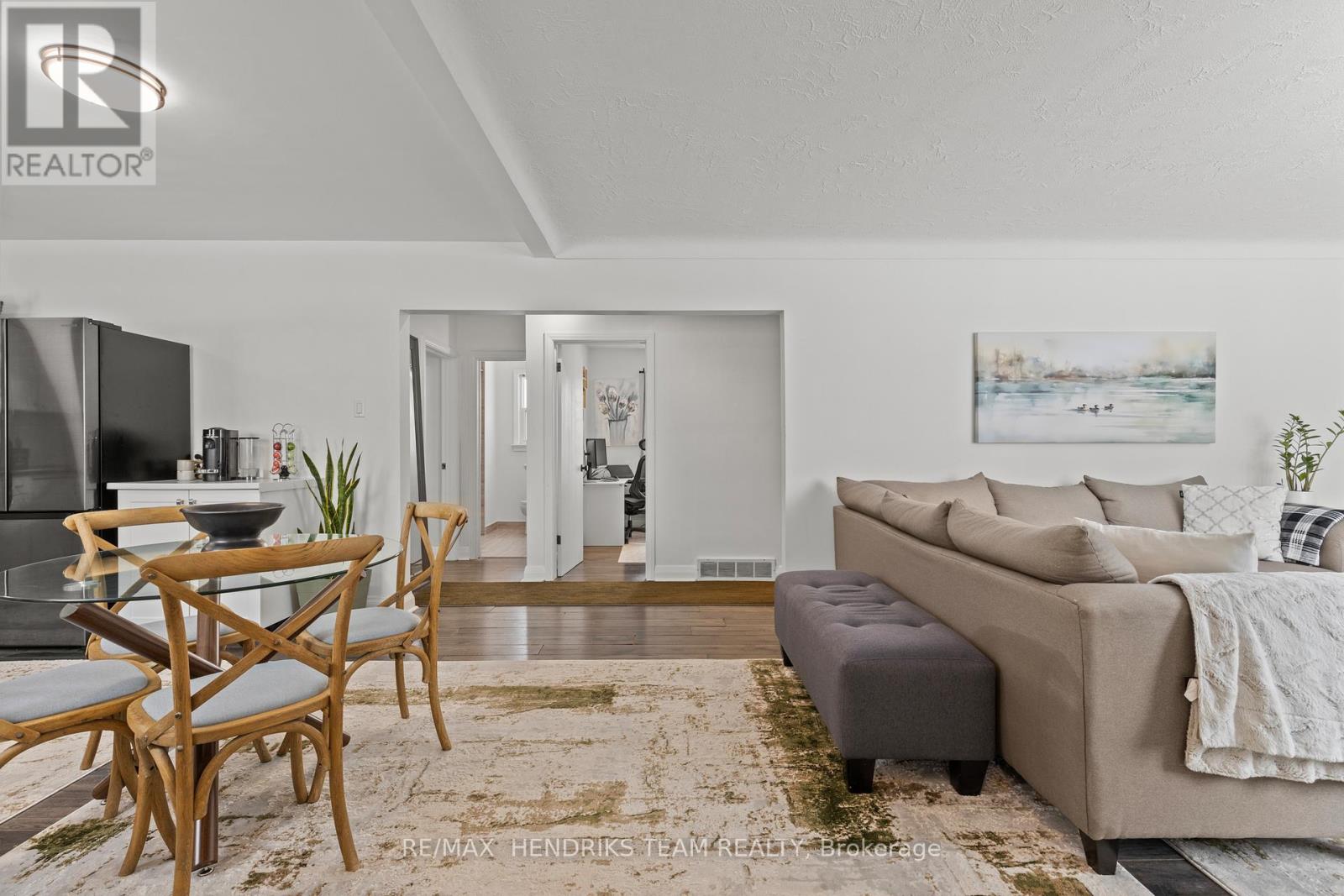 85 Albert Street W, Thorold (Thorold Downtown), Ontario  L2V 2H1 - Photo 4 - X12743350